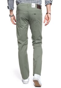 Lee - LEE SPODNIE MĘSKIE DAREN ZIP FLY LICHEN GREEN L707LA82 112118251. Materiał: materiał #6