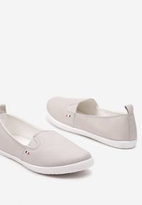 Born2be - Szare Klasyczne Wsuwane Tenisówki na Płaskiej Podeszwie Glariella. Zapięcie: bez zapięcia. Kolor: szary. Materiał: jeans, materiał. Sezon: jesień, wiosna. Obcas: na płaskiej podeszwie. Styl: klasyczny #6
