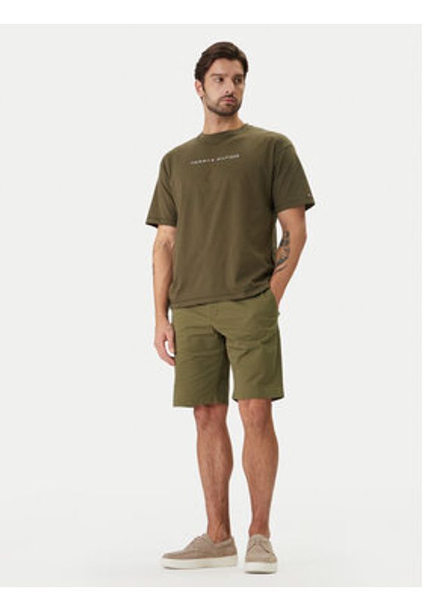 TOMMY HILFIGER - Tommy Hilfiger Komplet szorty i pasek Denton MW0MW42349 Khaki Slim Fit. Kolor: brązowy. Materiał: bawełna