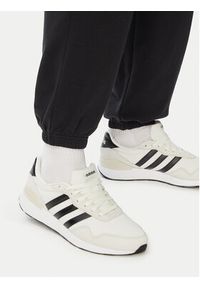 Adidas - adidas Spodnie dresowe Seasonal Essentials Collegiate French Terry Cuffed KF4264 Czarny Regular Fit. Kolor: czarny. Materiał: bawełna #5