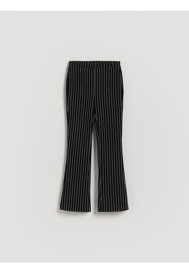 Reserved - Dzianinowe spodnie z wiskozą - czarny. Kolor: czarny. Materiał: dzianina, wiskoza