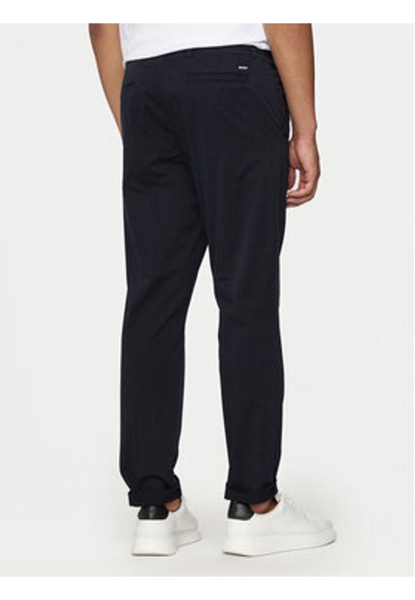 BOSS - Boss Chinosy Kaiton 50505392 Granatowy Slim Fit. Kolor: niebieski. Materiał: bawełna