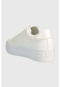 Calvin Klein Jeans sneakersy BOLD VULC FLATF LACEUP LTH WN kolor biały YW0YW01144. Zapięcie: sznurówki. Kolor: biały. Materiał: guma #2