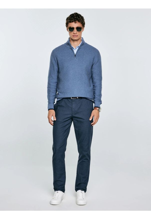 Big-Star - Spodnie męskie chinosy granatowe Erhati 403. Okazja: na co dzień. Kolor: niebieski. Materiał: bawełna, tkanina. Wzór: nadruk, haft. Styl: casual, klasyczny