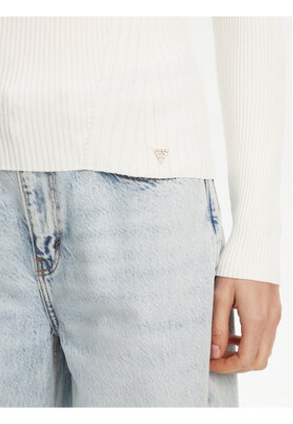 Guess Sweter W5YR08 Z0040 Biały Regular Fit. Kolor: biały. Materiał: syntetyk