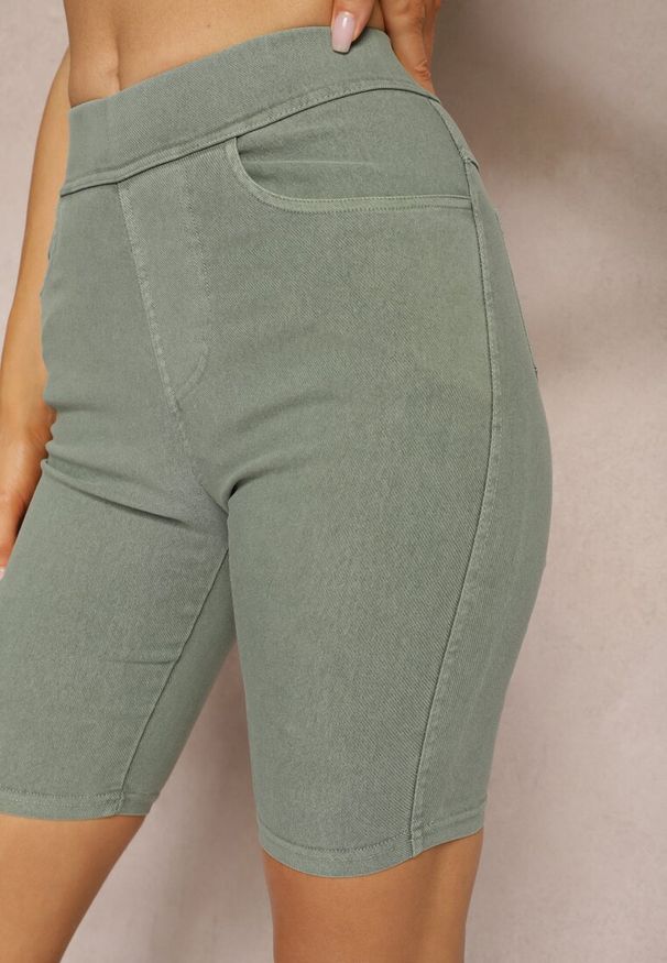 Renee - Zielone Szorty z Gumką w Pasie High Waist Lorolia. Okazja: na co dzień. Stan: podwyższony. Kolor: zielony. Materiał: jeans. Sezon: lato. Styl: casual, sportowy
