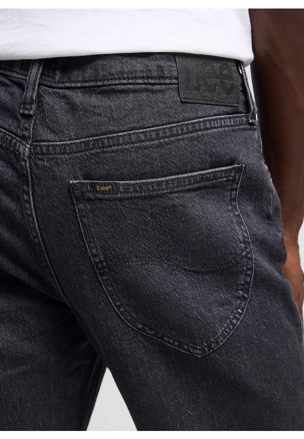 Lee - MESKIE SPODNIE LEE WEST ROCK 112322201. Styl: rockowy