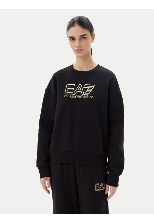 EA7 Emporio Armani Bluza 7W000100 AF10377 MC004 Czarny Loose Fit. Kolor: czarny. Materiał: bawełna