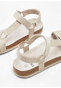 bonprix - Sandały. Kolor: beżowy. Styl: sportowy #3
