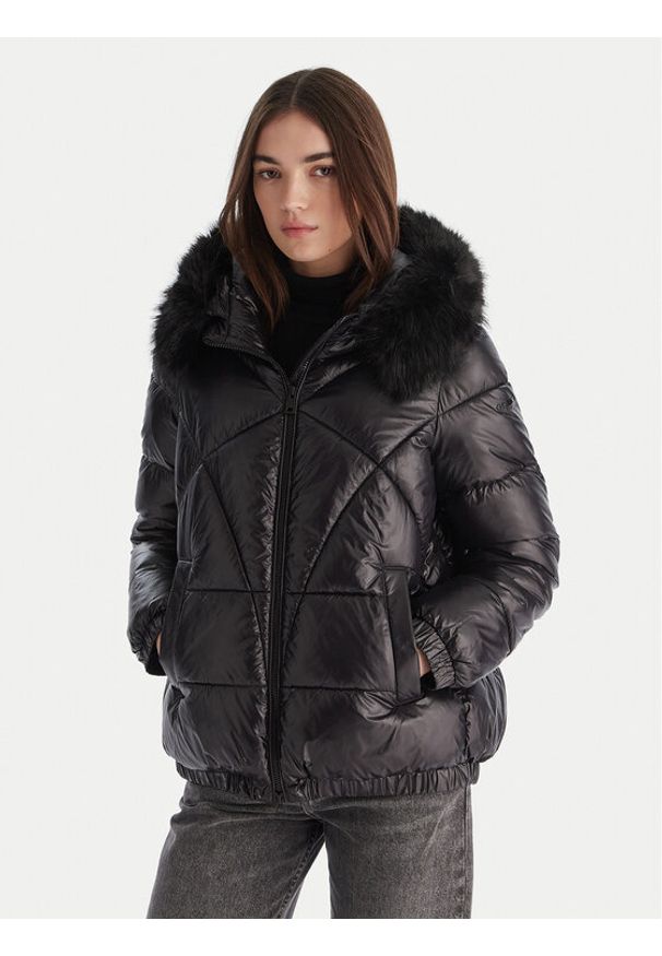 Geox Kurtka zimowa Backsie W5628S T3121 F9000 Czarny Oversize. Kolor: czarny. Materiał: syntetyk. Sezon: zima