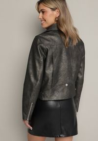 Born2be - Ciemnoszara Kurtka Ramoneska z Kieszeniami i Paskiem z Klamrą Polvila. Okazja: na co dzień. Kolor: szary. Materiał: jeans. Długość rękawa: długi rękaw. Długość: długie. Styl: casual, klasyczny, rockowy, elegancki #5