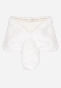 Born2be - Białe Futrzane Ponczo Narzutka Bralinne. Kolor: biały. Materiał: futro #3