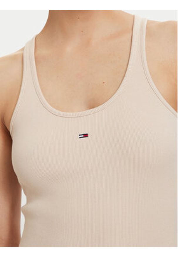 Tommy Jeans Sukienka letnia Racerback DW0DW22329 Beżowy jasny Slim Fit. Kolor: beżowy. Materiał: bawełna. Sezon: lato