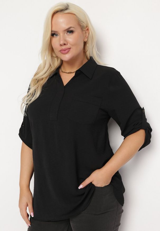 Born2be - Czarna Bluzka Koszulowa z Kołnierzykiem i Wsuwaną Kieszonką Tafeta. Kolor: czarny. Materiał: jeans. Długość rękawa: długi rękaw. Długość: długie. Styl: klasyczny, elegancki