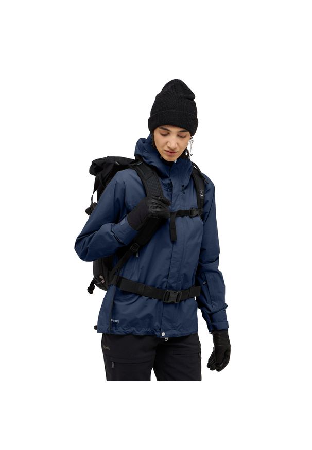 Damska wiatrówka Haglöfs Astral GTX II. Kolor: niebieski. Materiał: softshell. Sport: turystyka piesza