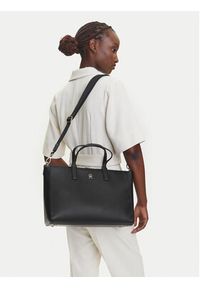TOMMY HILFIGER - Tommy Hilfiger Torebka AW0AW17330 Czarny. Kolor: czarny. Materiał: skórzane #3