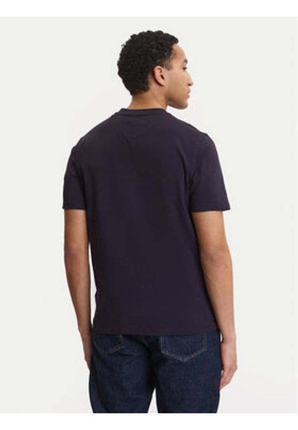 Guess T-Shirt GUESS x NORTH SAILS M6GI40 K3322 Granatowy Regular Fit. Kolor: niebieski. Materiał: bawełna