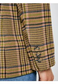 Big-Star - Marynarka damska w kratę Galani 601. Okazja: na co dzień. Kolor: różowy. Materiał: tkanina, jeans, materiał. Styl: casual, klasyczny, retro #4