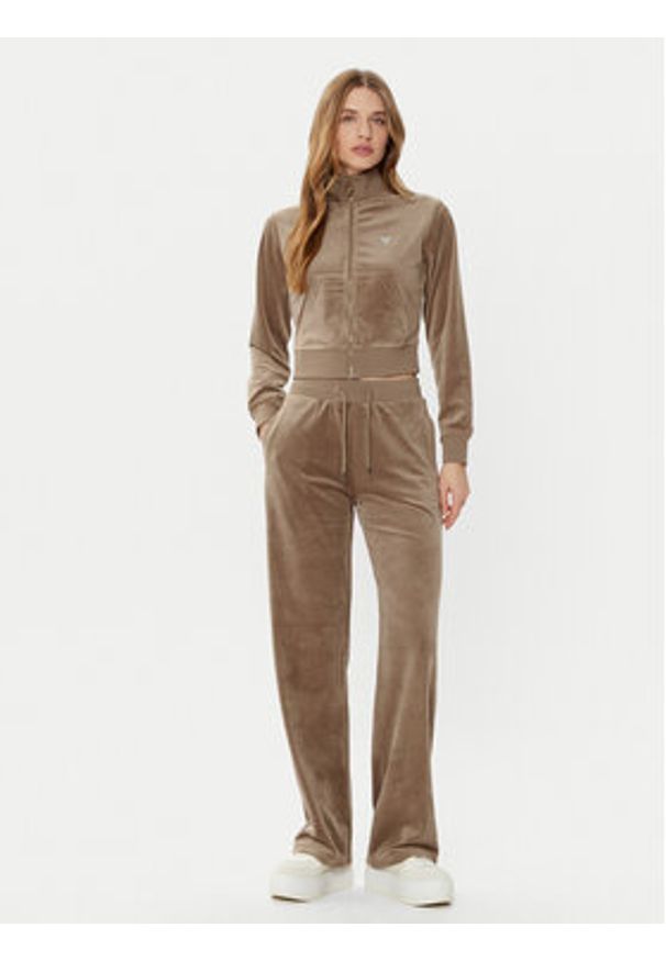 Guess Spodnie dresowe V3BB26 KBXI2 Brązowy Regular Fit. Kolor: brązowy. Materiał: syntetyk