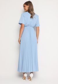 Born2be - Niebieska Sukienka Plisowana Maxi z Wiązanym Paskiem Dianiza. Kolor: niebieski. Materiał: materiał. Długość: maxi #2