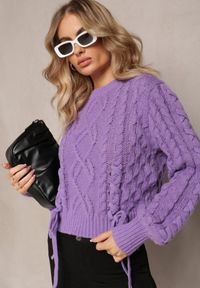 Renee - Fioletowy Sweter z Ozdobnym Sznurowaniem na Dole i Ściągaczami Miritu. Kolor: fioletowy. Materiał: wiskoza. Wzór: ze splotem #1