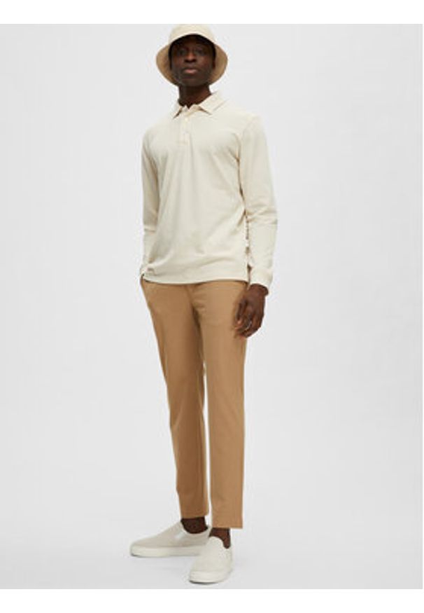 Selected Homme Spodnie materiałowe 16085270 Brązowy Slim Fit. Kolor: brązowy. Materiał: syntetyk