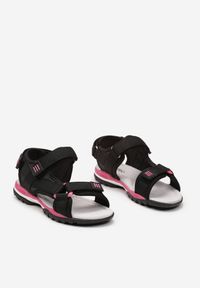 Born2be - Czarno-Czerwone Sandały Zapinane na Rzepy Isolilena. Zapięcie: rzepy. Kolor: czarny. Sezon: wiosna, lato. Styl: młodzieżowy