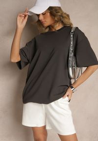 Renee - Ciemnoszara Koszulka T-shirt Basic Palenitia. Okazja: na co dzień. Kolor: szary. Styl: klasyczny, casual