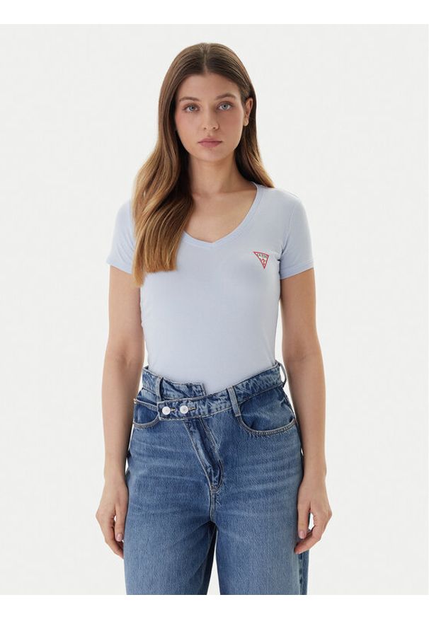 Guess T-Shirt W2YI45 J1314 Błękitny Slim Fit. Kolor: niebieski. Materiał: bawełna