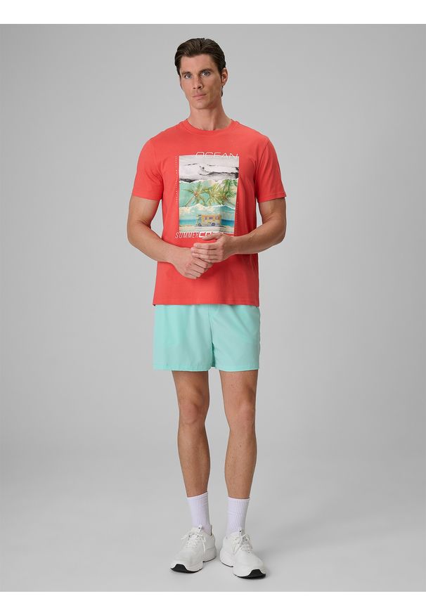 4f - 4F T-shirt regular z nadrukiem męski - koralowy L. Okazja: na co dzień. Kolor: pomarańczowy. Materiał: bawełna, dzianina. Wzór: nadruk. Styl: klasyczny, wakacyjny, casual