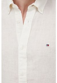 TOMMY HILFIGER - Tommy Hilfiger koszula lniana męska kolor beżowy regular z kołnierzykiem button-down. Typ kołnierza: button down. Kolor: beżowy. Materiał: len. Długość rękawa: długi rękaw. Długość: długie. Wzór: gładki #5