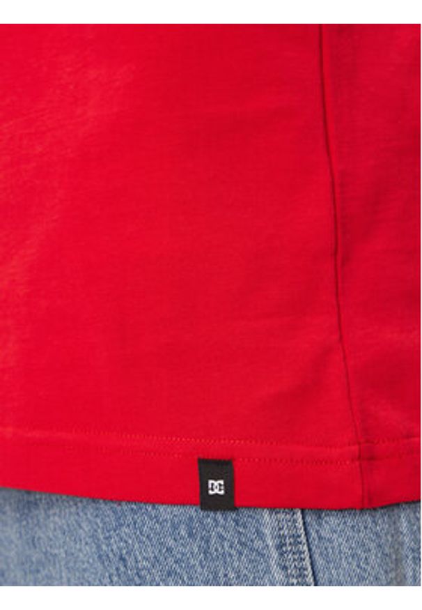 DC Shoes T-Shirt Shy Town Hss ADYZT05345 Czerwony Regular Fit. Kolor: czerwony. Materiał: bawełna