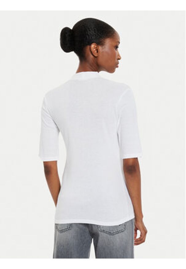 United Colors of Benetton - United Colors Of Benetton T-Shirt 3GA2D400U Biały Slim Fit. Kolor: biały. Materiał: bawełna
