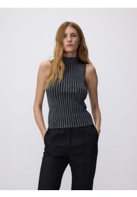 Reserved - Prążkowany top z wiskozą - ciemnoszary. Kolor: szary. Materiał: wiskoza, prążkowany #1
