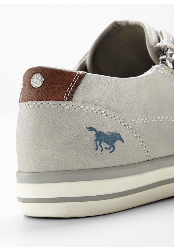 bonprix - Sneakersy marki Mustang z zamkiem. Zapięcie: zamek. Kolor: szary. Wzór: aplikacja