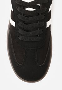 Renee - Czarno-Białe Sneakersy z Ekozamszu na Płaskiej Podeszwie Pemeriana. Nosek buta: okrągły. Zapięcie: sznurówki. Kolor: czarny. Materiał: skóra, materiał, zamsz. Obcas: na płaskiej podeszwie. Wysokość obcasa: niski #4