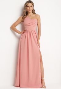 Born2be - Różowa Elegancka Rozkloszowana Sukienka na Jedno Ramię Wistlia. Okazja: na imprezę. Kolor: różowy. Typ sukienki: rozkloszowane, asymetryczne. Styl: elegancki #1