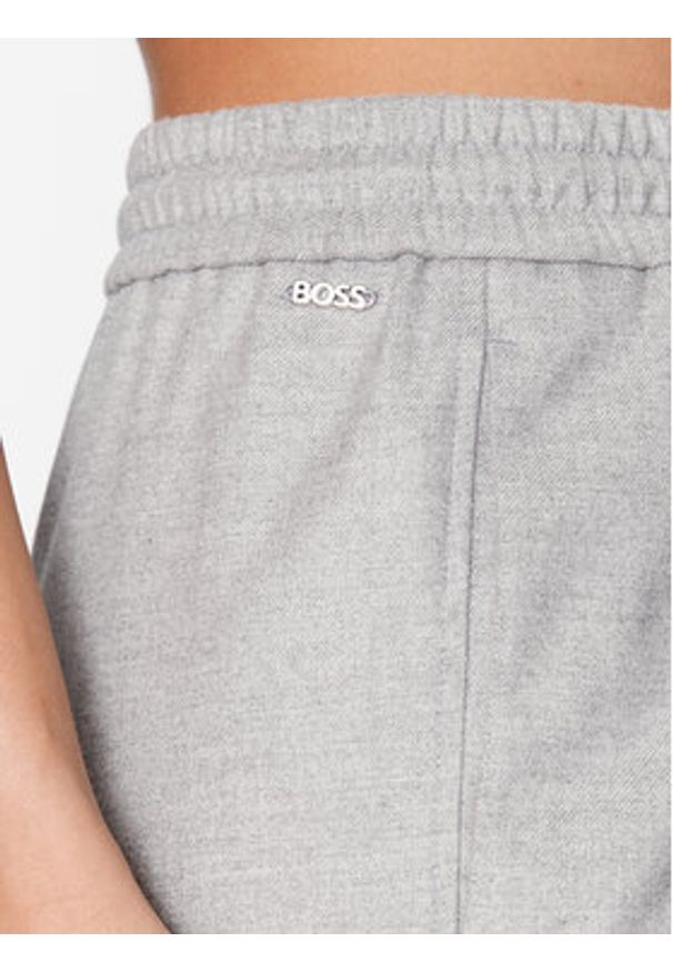 BOSS - Boss Spodnie materiałowe Tavite 50502722 Szary Relaxed Fit. Kolor: szary. Materiał: syntetyk, wiskoza, materiał