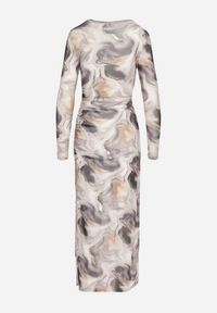 Born2be - Szara Dopasowana Sukienka z Siateczki z Błyszczącym Wzorem Tie-Dye Ninelwena. Okazja: na co dzień. Kolor: szary. Materiał: skóra. Długość rękawa: długi rękaw. Styl: glamour, elegancki, casual #5