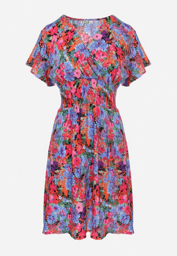 Born2be - Różowo-Niebieska Sukienka Mini z Szeroką Gumką w Talii i Kopertowym Dekoltem Nevun. Typ kołnierza: dekolt kopertowy. Kolor: niebieski. Materiał: wiskoza. Wzór: kolorowy, aplikacja, kwiaty. Sezon: lato. Typ sukienki: kopertowe. Długość: mini