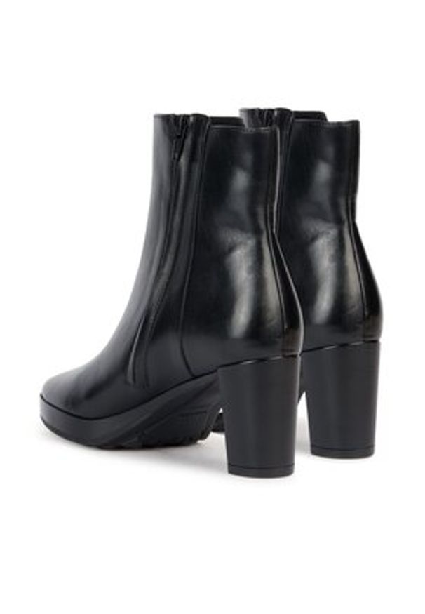 Geox Botki D Walk Pleasure 60 D36TEC 00043 C9999 Czarny. Kolor: czarny. Materiał: skóra