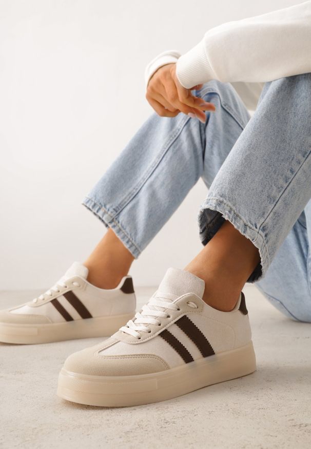 Born2be - Beżowe Sneakersy na Kauczukowej Grubej Podeszwie z Paskami po Bokach Ninlili. Okazja: na co dzień. Zapięcie: pasek. Kolor: beżowy. Materiał: kauczuk