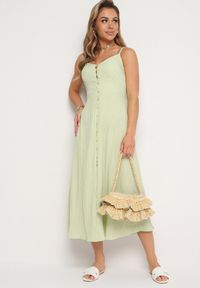 Born2be - Zielona Sukienka na Cienkich Regulowanych Ramiączkach Zapinana na Guziki Palfea. Kolor: zielony. Długość rękawa: na ramiączkach. Wzór: aplikacja. Styl: elegancki #4