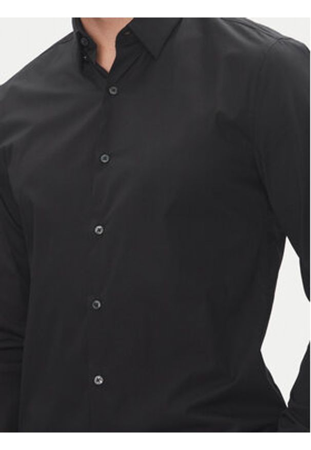 Calvin Klein Koszula Essential LV019EU030 Czarny Slim Fit. Kolor: czarny. Materiał: bawełna