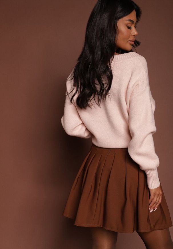 Renee - Brązowa Rozkloszowana Spódnica Mini z Zakładkami Plainnet. Kolor: brązowy. Wzór: aplikacja