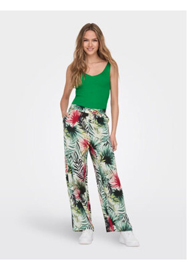 JDY Top Nanna 15180497 Zielony Slim Fit. Kolor: zielony. Materiał: wiskoza