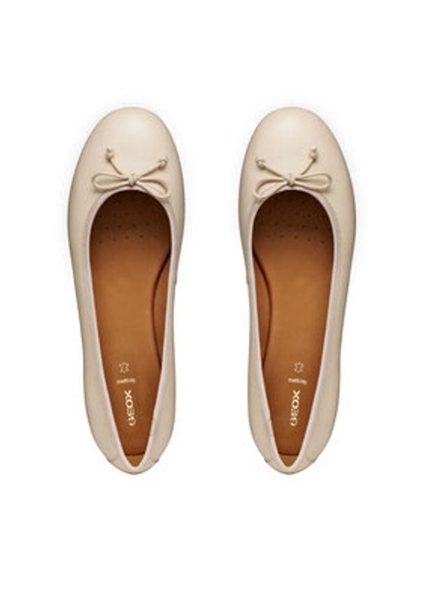 Geox Baleriny D New Palmaria D654JF 0TU11 C1122 Beżowy. Kolor: beżowy. Materiał: skóra