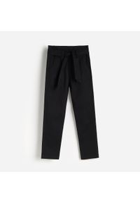 Reserved - Spodnie z talią paper bag - Czarny. Kolor: czarny #1