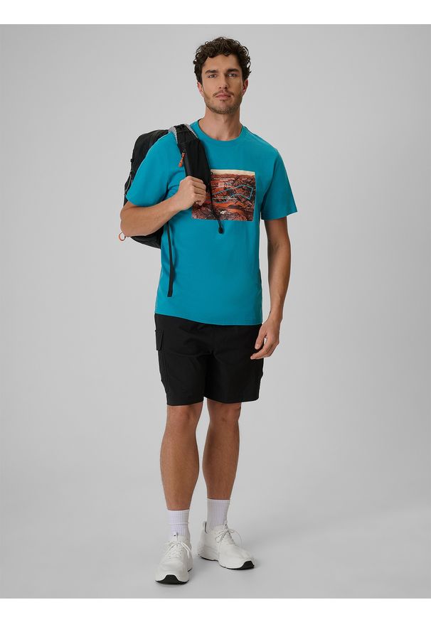 4f - 4F T-shirt regular z nadrukiem męski - turkusowy L. Okazja: na co dzień. Kolor: turkusowy. Materiał: materiał. Wzór: nadruk. Styl: casual, sportowy