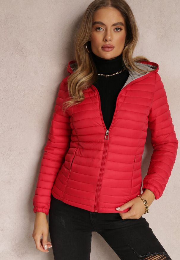 Renee - Czerwona Kurtka Pikowana Paranaina. Kolor: czerwony. Wzór: jednolity, aplikacja. Styl: elegancki